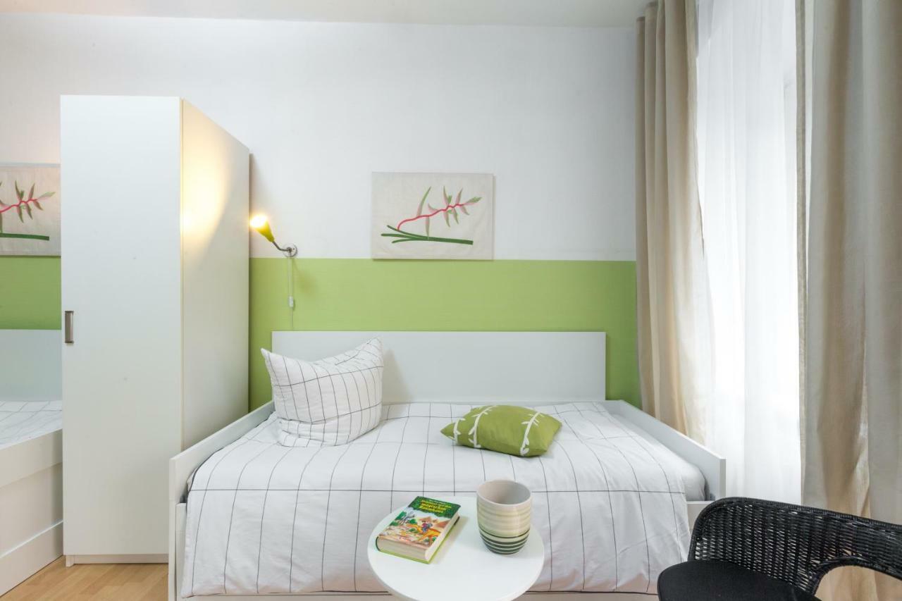 Schones 2-Zimmer-Apartment In Kollwitzplatz-Nahe Berlino Esterno foto